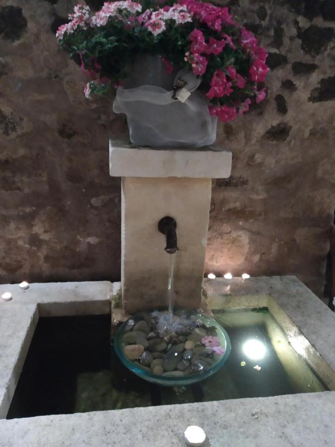 Lauris Le Terebinthe B&B מראה חיצוני תמונה