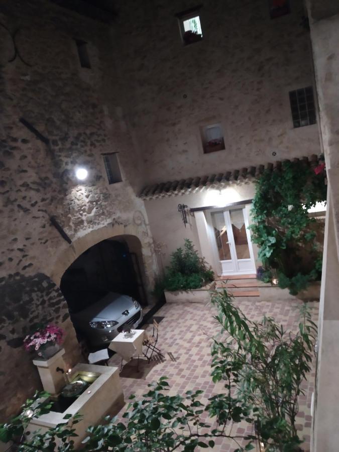 Lauris Le Terebinthe B&B מראה חיצוני תמונה