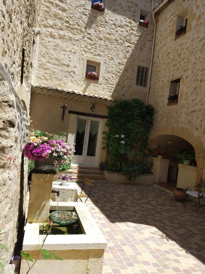 Lauris Le Terebinthe B&B מראה חיצוני תמונה